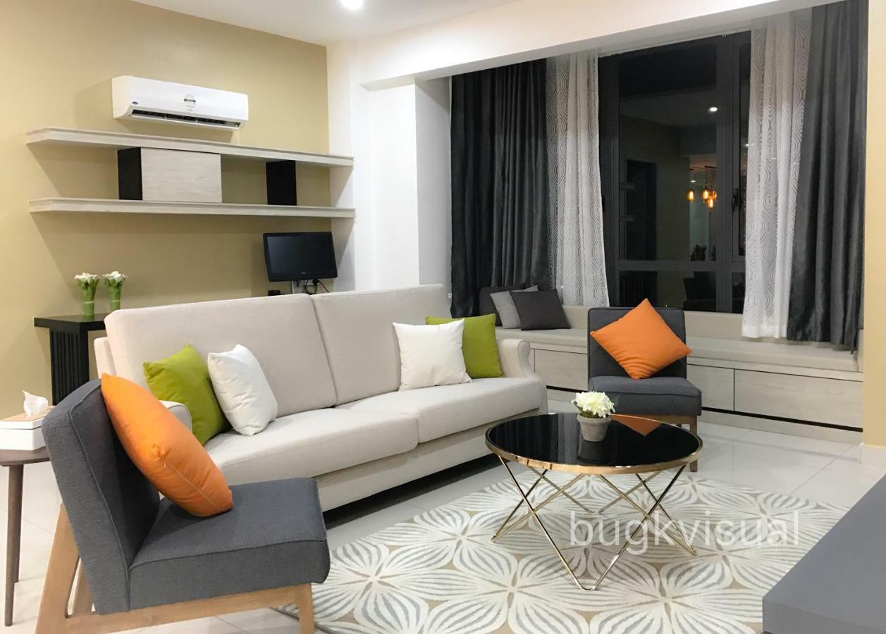 Luxury Seaview Family By Little * George Town