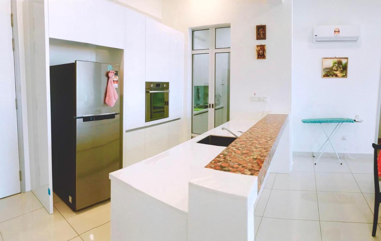 Luxury Seaview Family By Little Apartment
