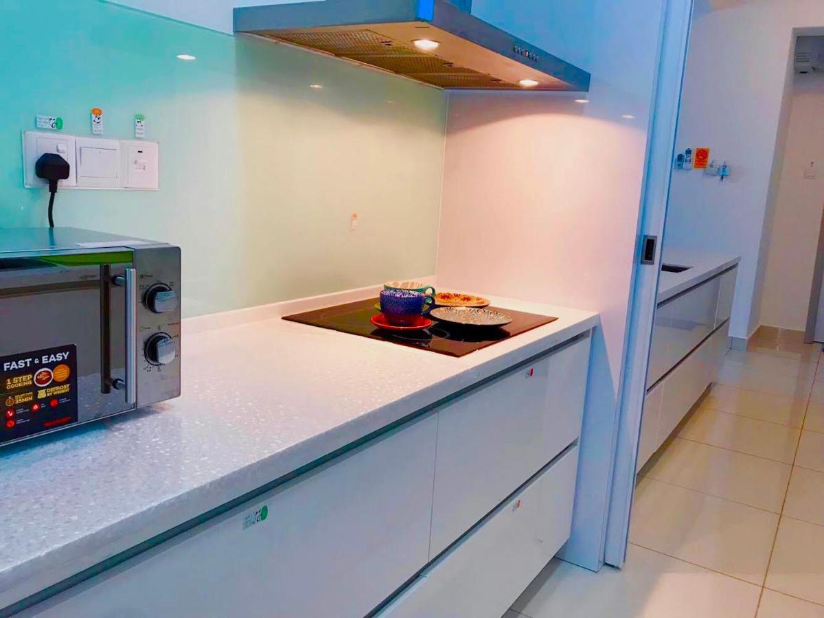 Apartment Luxury Seaview Family By Little *